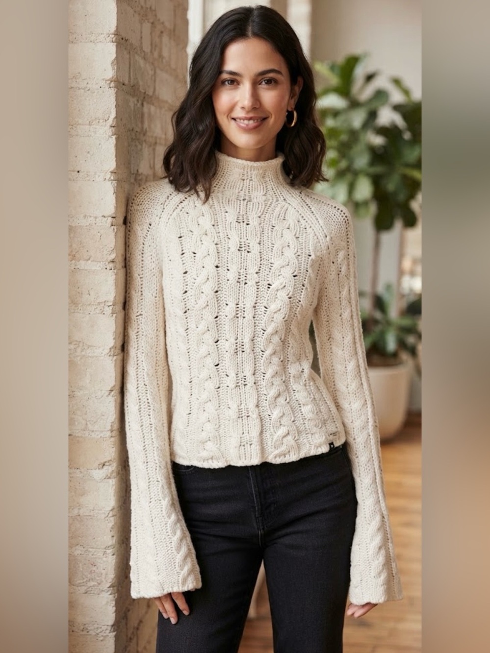 Abercrombie & Fitch Chunky Mock Neck Cable Knit Sweater Cream Large